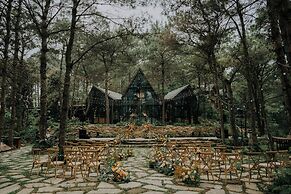 Amaya Retreat