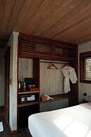 Amaya Retreat