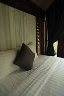 Amaya Retreat
