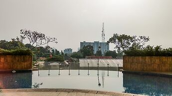 Fancy And Nice Studio At Serpong Greenview Apartment