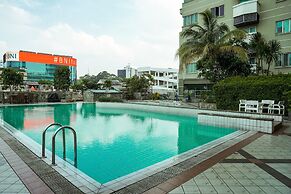 Homey And Nice 2Br At Semanggi Apartment