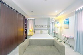 Tranquil Studio Azalea Apartment
