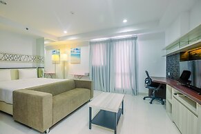 Tranquil Studio Azalea Apartment