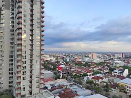 Nice And Cozy Studio At Vida View Makassar Apartment