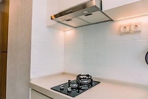 Well Design And Comfy Studio At Sky House Bsd Apartment