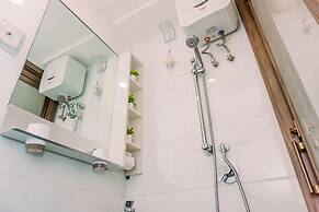 Well Design And Comfy Studio At Sky House Bsd Apartment