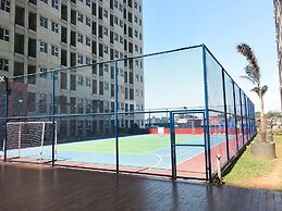 Stunning And Comfy Studio Apartment Transpark Juanda