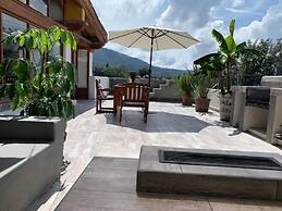 Rustic House With Excellent Finishes Very Comfortable