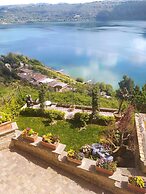 Accommodation With Lake View With Jacuzzi