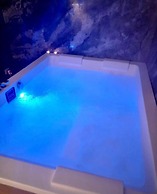 Accommodation With Lake View With Jacuzzi