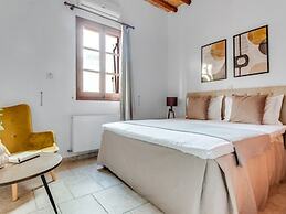 Spacious 7-bdr Villa With Pool & Sea View