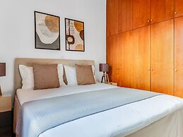 Spacious 7-bdr Villa With Pool & Sea View
