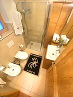 Apartment on the ski Slopes at Plan de Corones