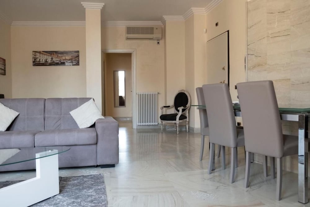 Crispi 20 Junior Suite