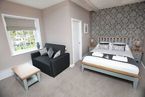 OYO Glyn Valley Hotel