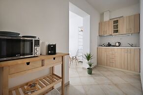 White Swan Boutique Apartments