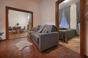 White Swan Boutique Apartments