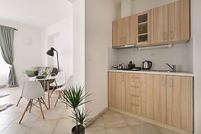 White Swan Boutique Apartments