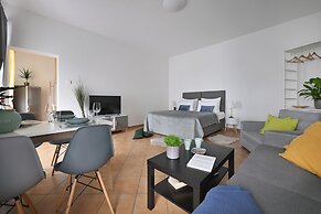 White Swan Boutique Apartments