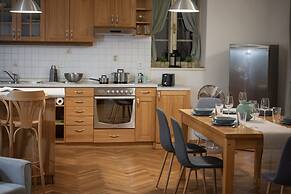 White Swan Boutique Apartments
