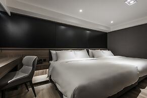Autumn Willow Hotel