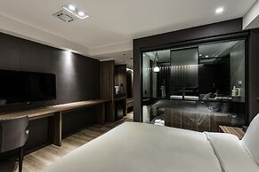 Autumn Willow Hotel