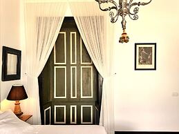 La Casa de los Naranjos