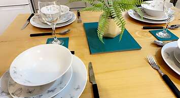 Inviting 2-bed, Sleeps 5