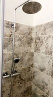 Inviting 2-bed, Sleeps 5