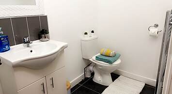 Inviting 2-bed, Sleeps 5