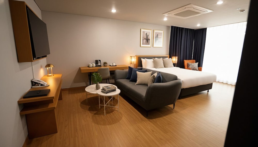 Kwangsu Hotel