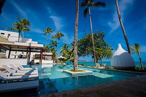 Outstanding 1 Bedroom Apartment Pool View B