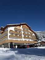 PLOSE Parkhotel & Residence