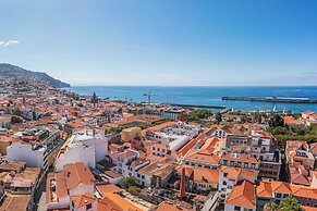 FAA Belas Artes by An Island Apart