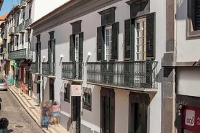 FAA Belas Artes by An Island Apart