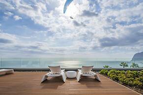 Luxury, Elegance and sea View - Madeira Palace I