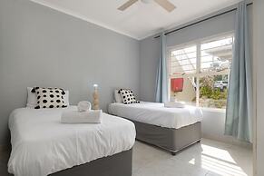 Kingston Estate 112 by HostAgents