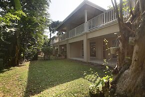 Kingston Estate 112 by HostAgents