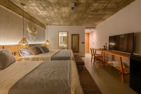 Ambar Hotel