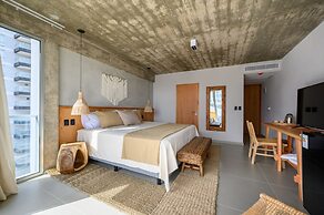 Ambar Hotel