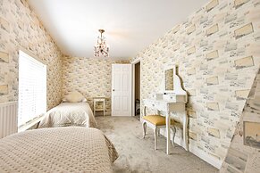 Dovecote Farm House