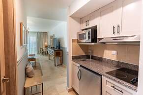Sunny Beach View Apt at Punta Palmera CBB