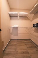 Flat in Piantini With Breakfast Included 302