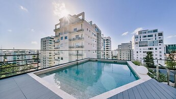 Flat in Regatta II With Breakfast Included 302