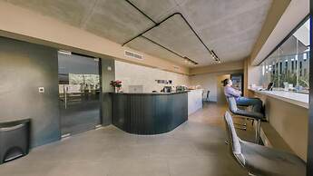 Flat in Regatta II With Breakfast Included 302