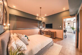 Loft in Regatta 802