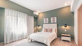 Flat in Regatta II 306