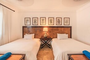 Private Terrace 3BR 6 Guests Beach Access