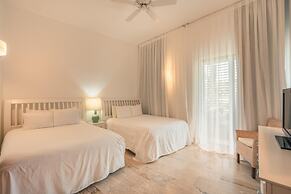 5 Guests 2 BR Jacuzzy Balcony Sublime