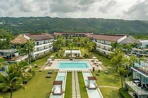 5 Guests 2 BR Jacuzzy Balcony Sublime